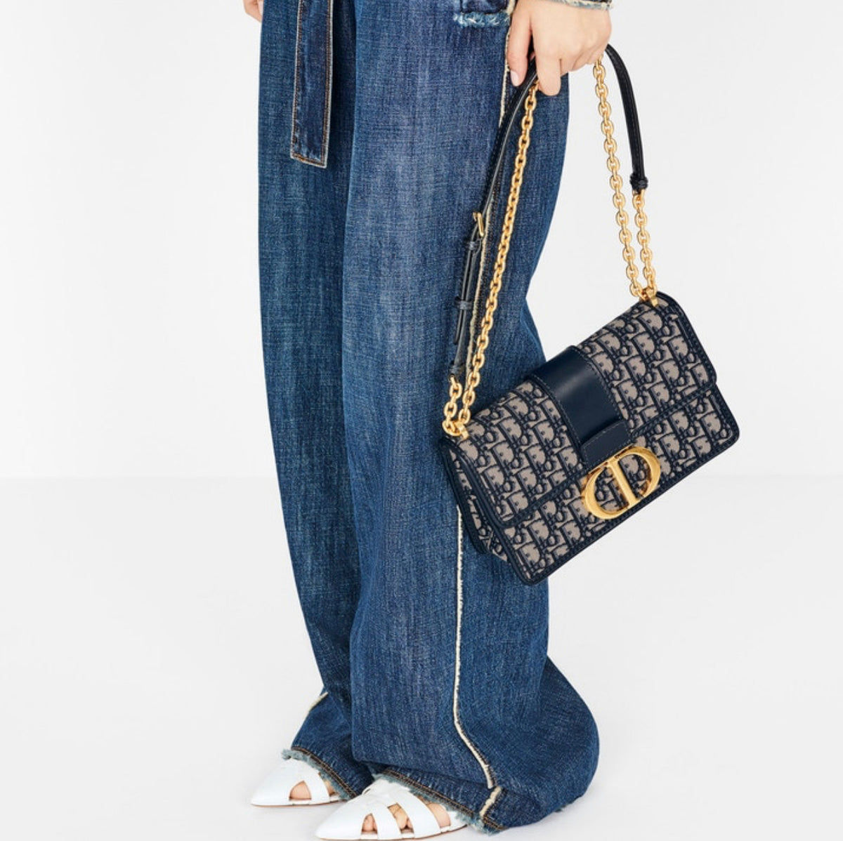 ショルダーバッグ・ポシェット Dior | 30 MONTAIGNE BAG Blue Dior Oblique Jacquard $_57.PNG?set_id=880000500F