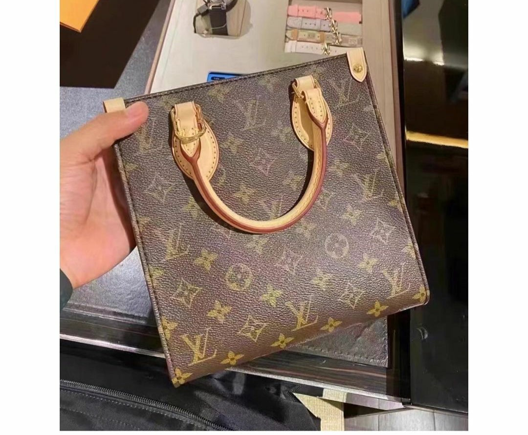 LOUIS VUITTON SAC PLAT BB