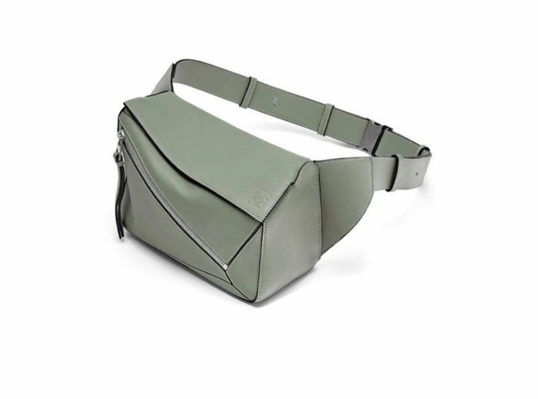 LOEWE PUZZLE BUMBAG