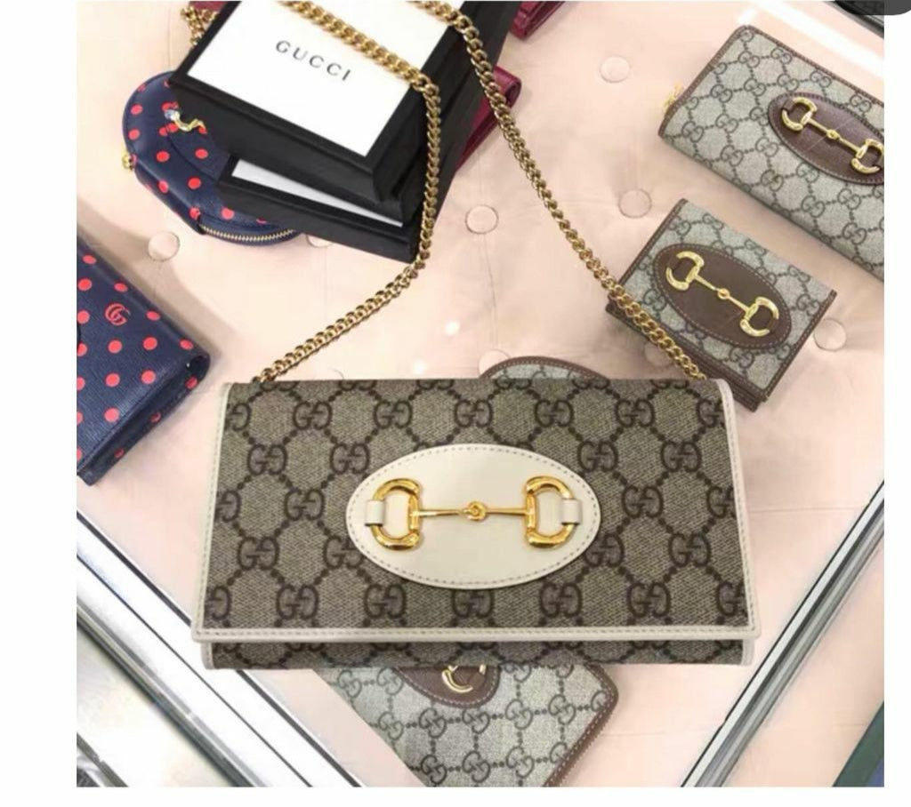 GUCCI HORSEBIT GG SUPREME CHAIN WALLET