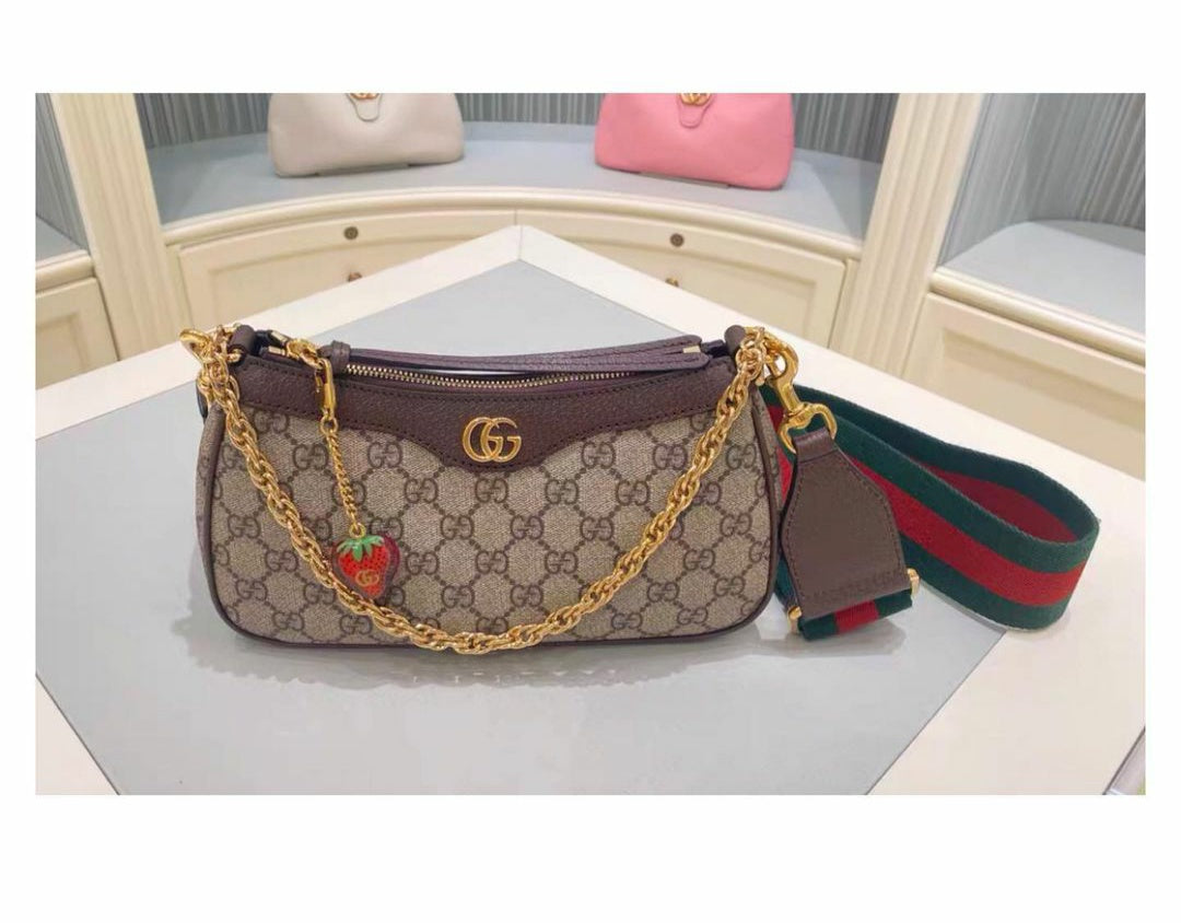 GUCCI OPHIDIA SMALL BAG Strawberry